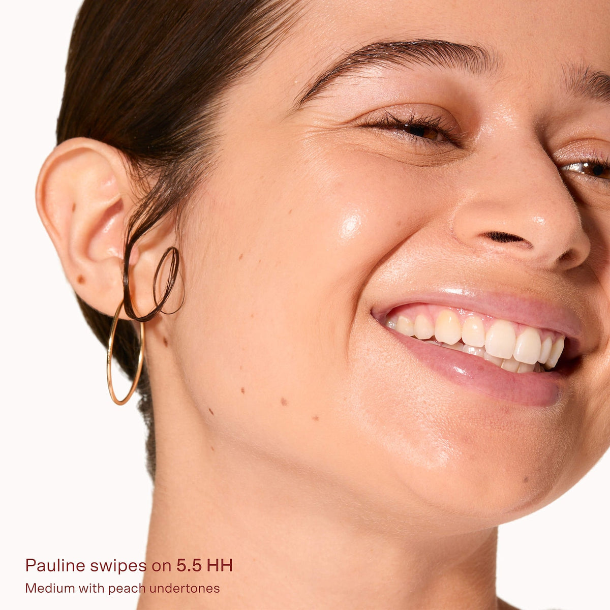 Swipe All-Over Hydrating Serum Concealer with 18-HR Wear